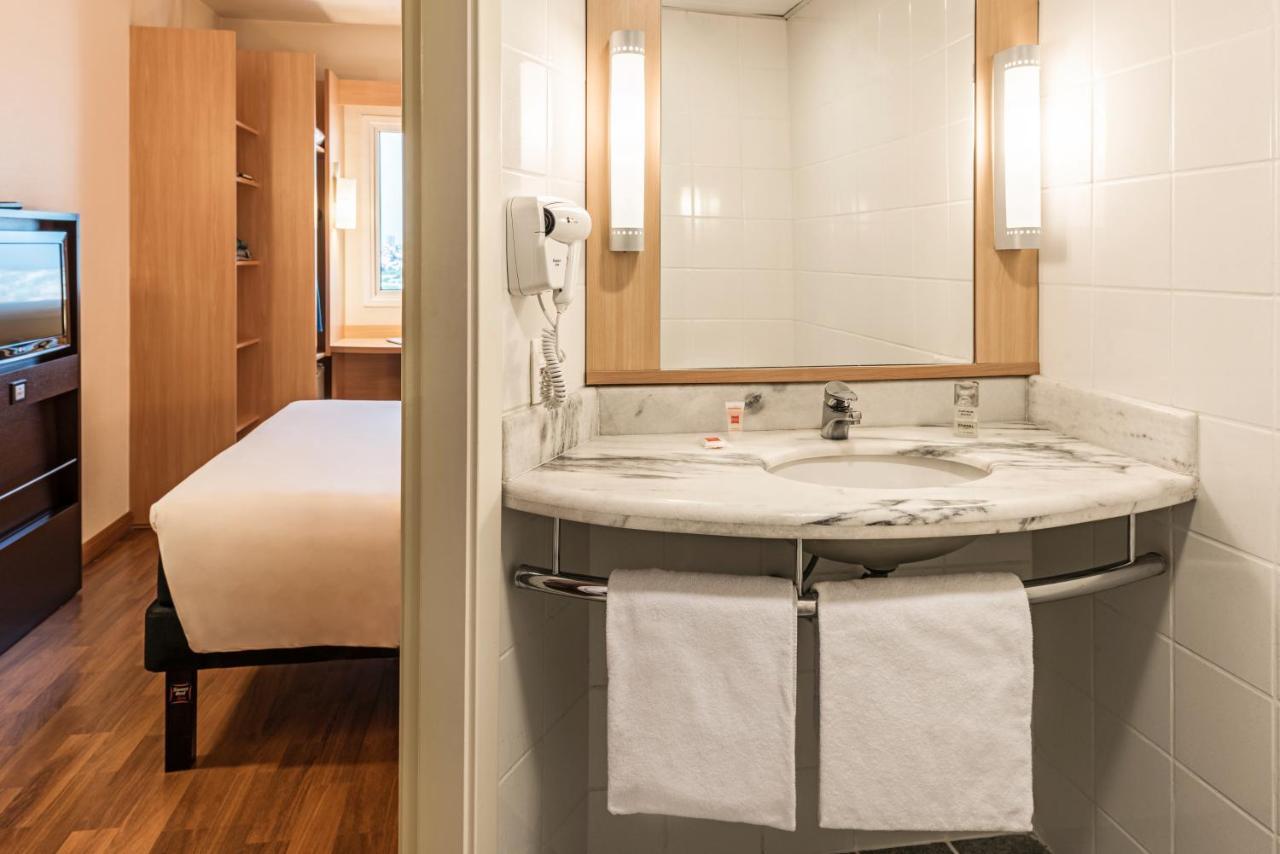 Twin Room,1106688654:JPEG