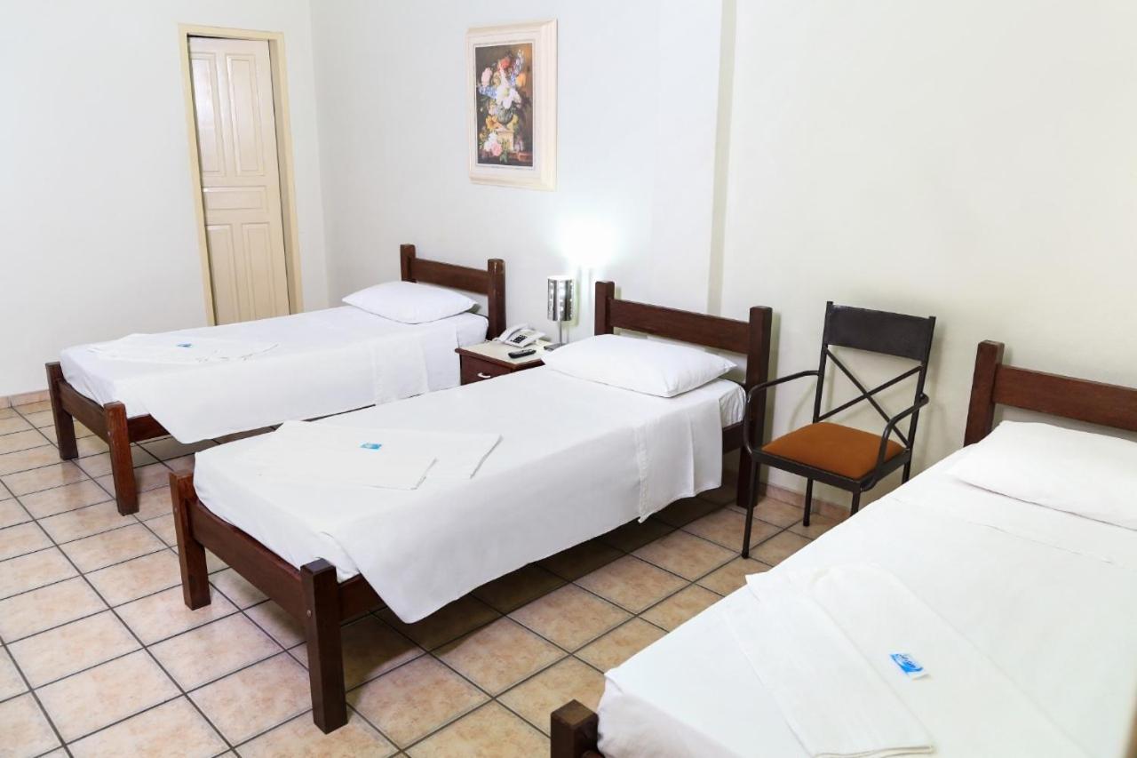 Quarto Triplo Standard