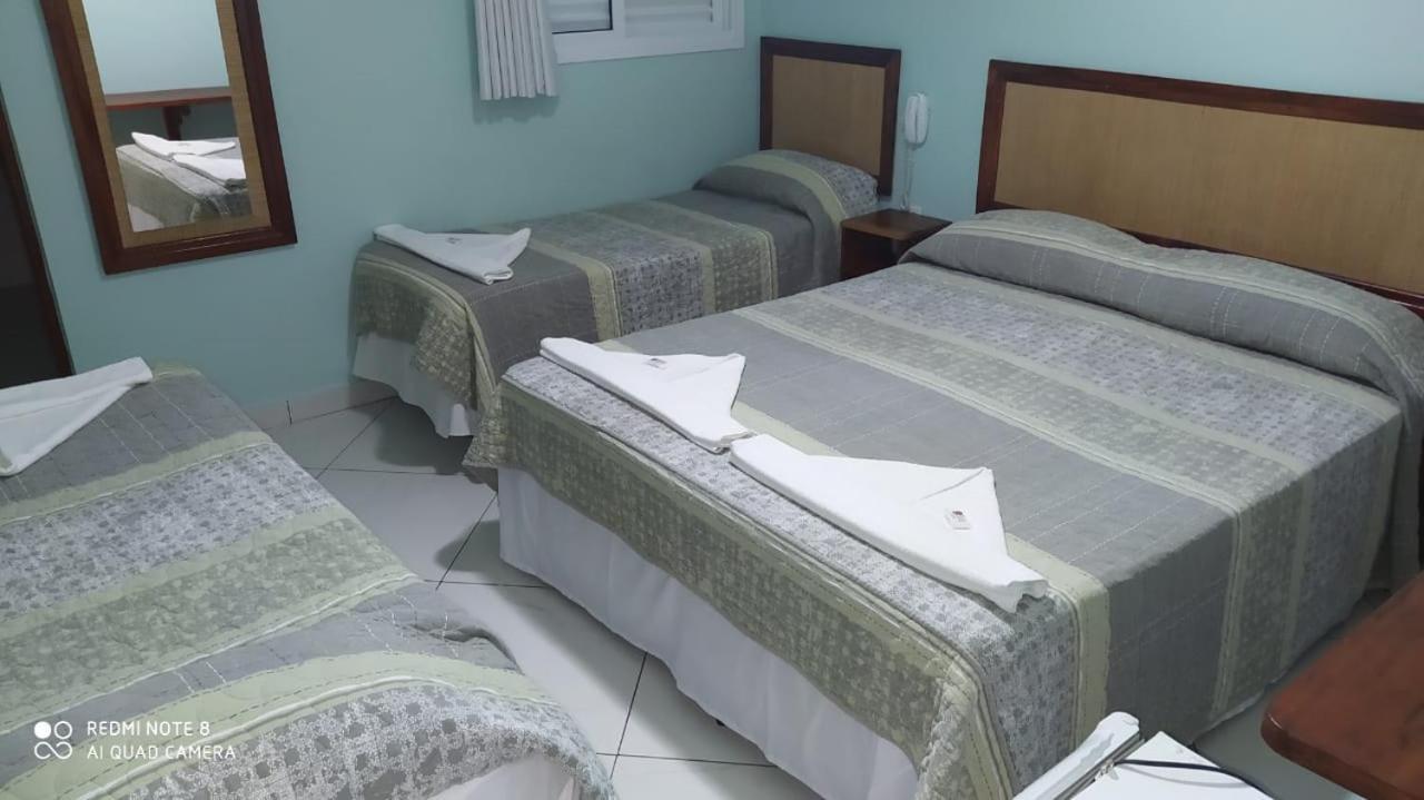 Quarto Quádruplo Standard
