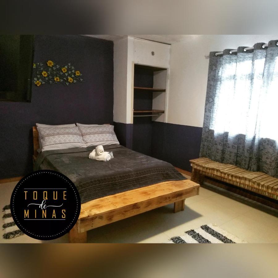 Quarto Triplo com Varanda