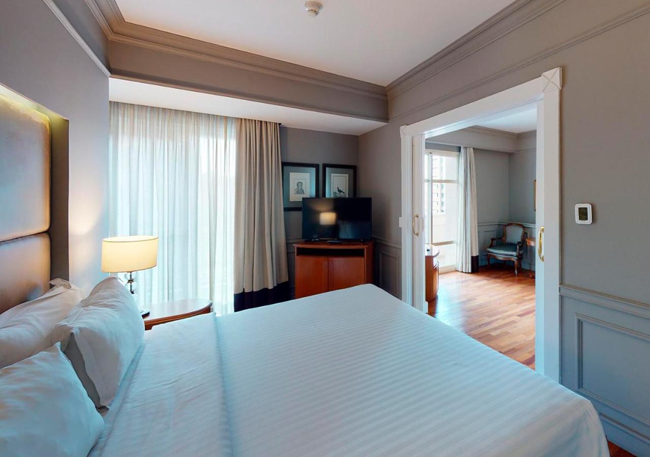 Deluxe Junior Suite,1084812490:JPEG