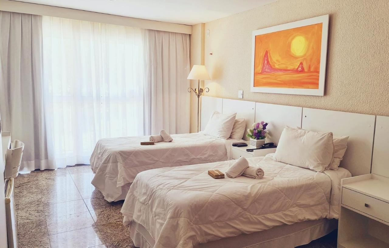 Family Room with Side Sea View,1104295638:JPEG