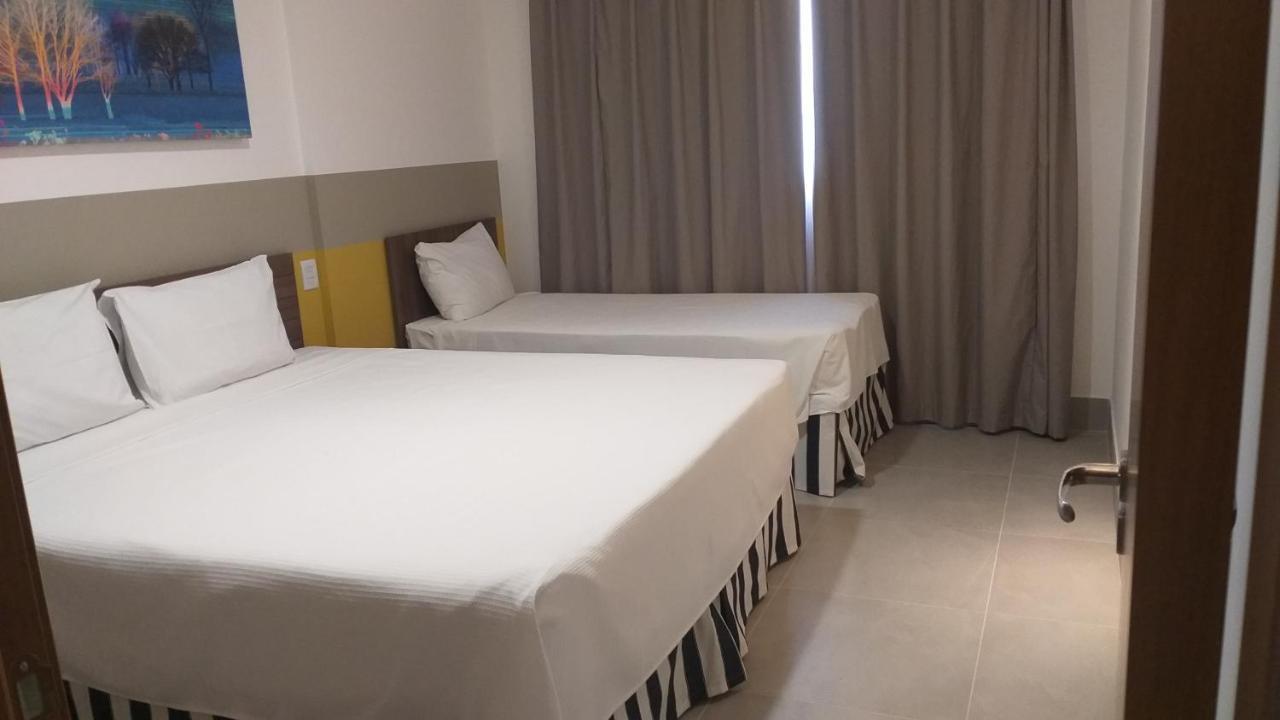 Family Room,1127241714:JPEG