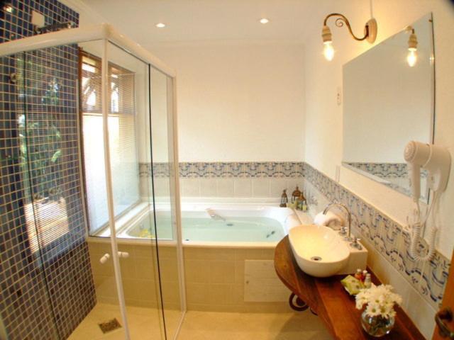 Suite Double Spa Bath,1499137864:JPEG
