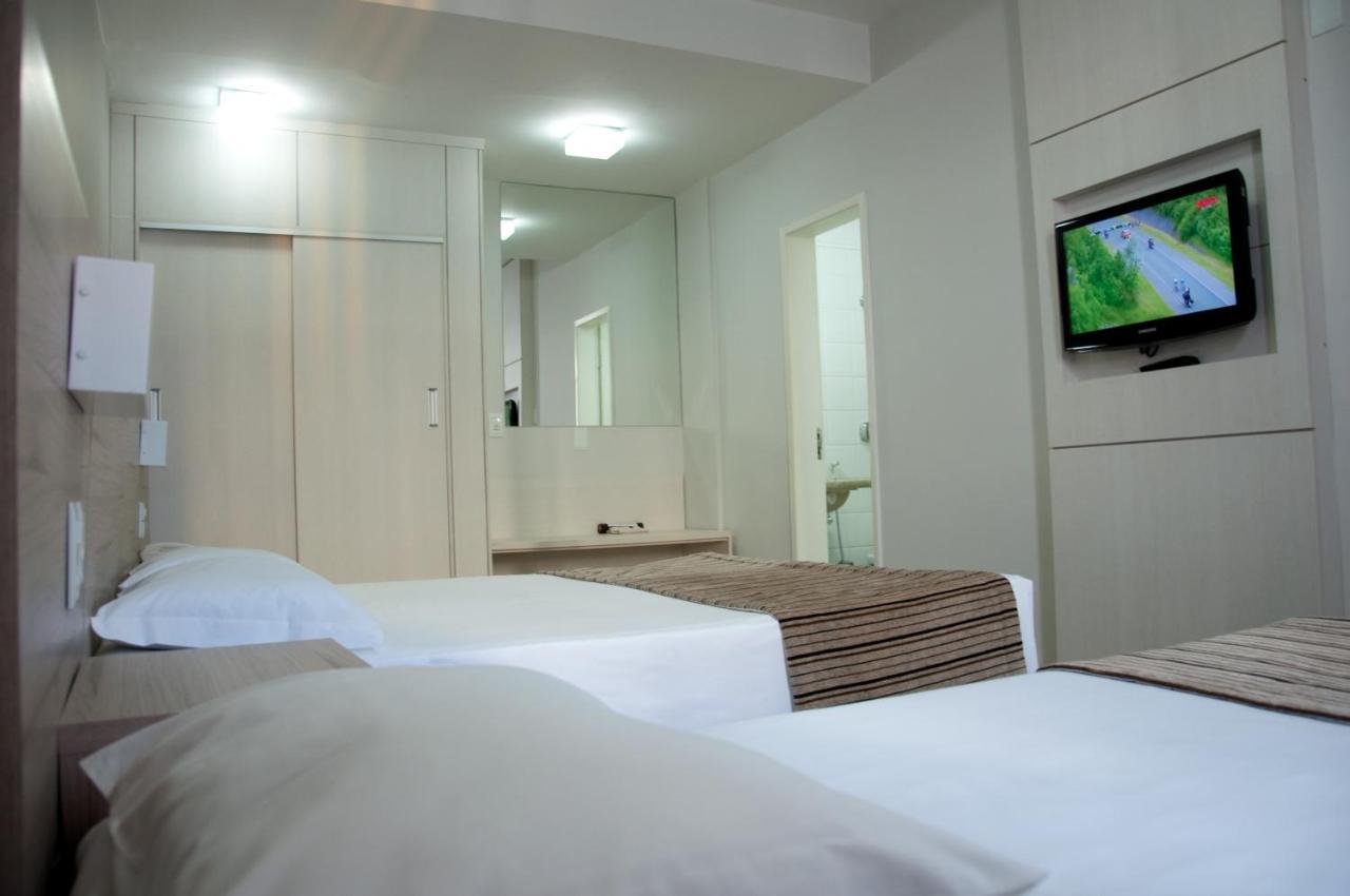 Standard Suite,1384891082:JPEG