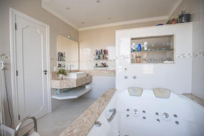 Deluxe Double Room Bath