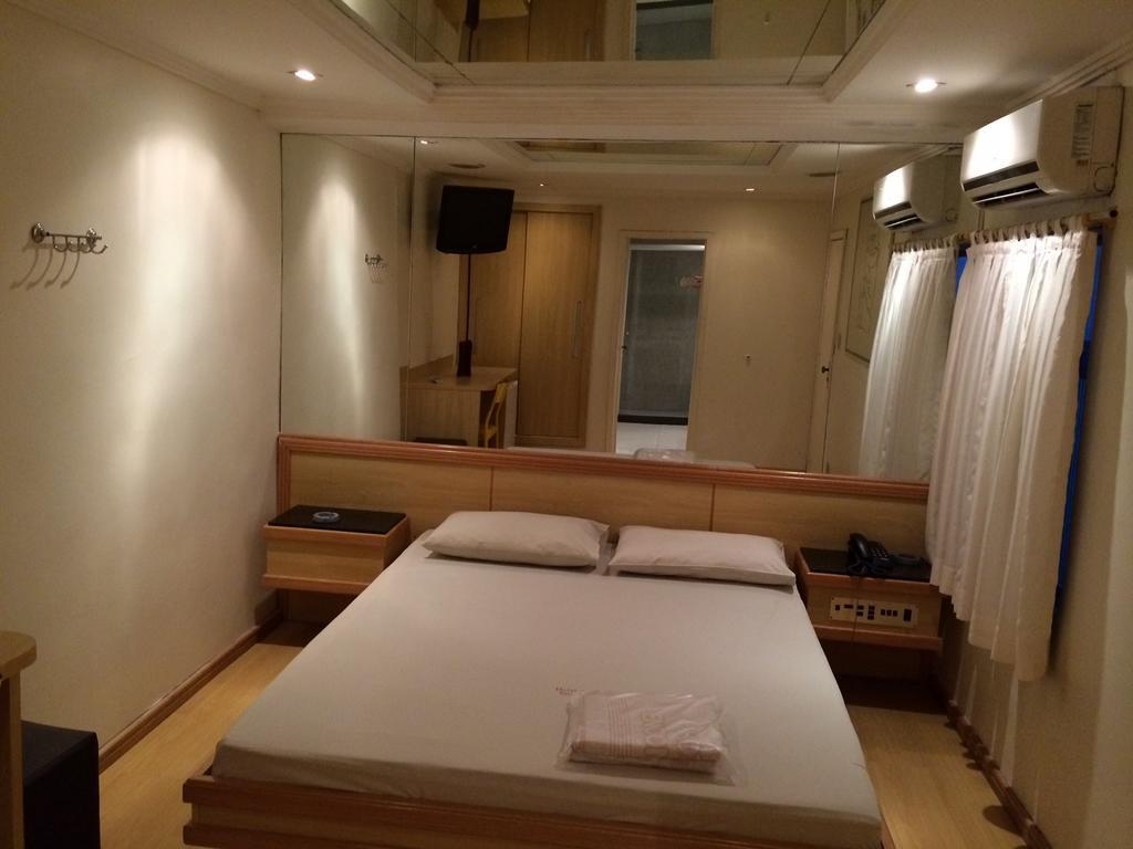 Double Room,117186088:JPEG