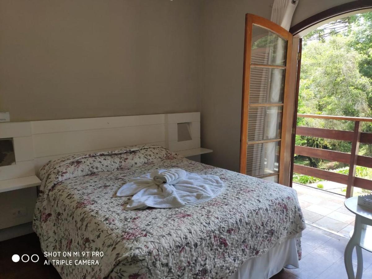 Quarto Duplo com Varanda