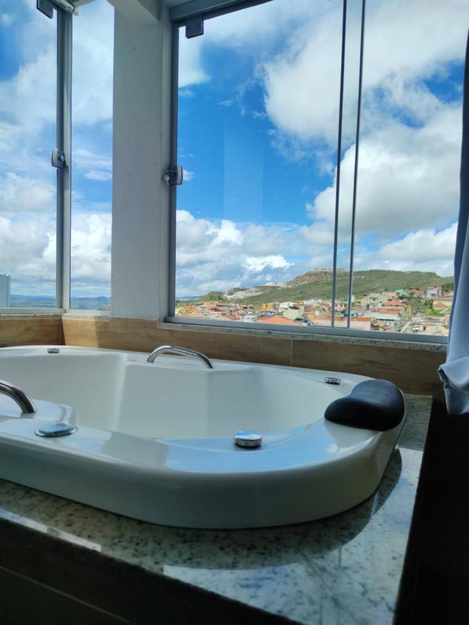 King Suite Spa Bath,1238522875:JPEG