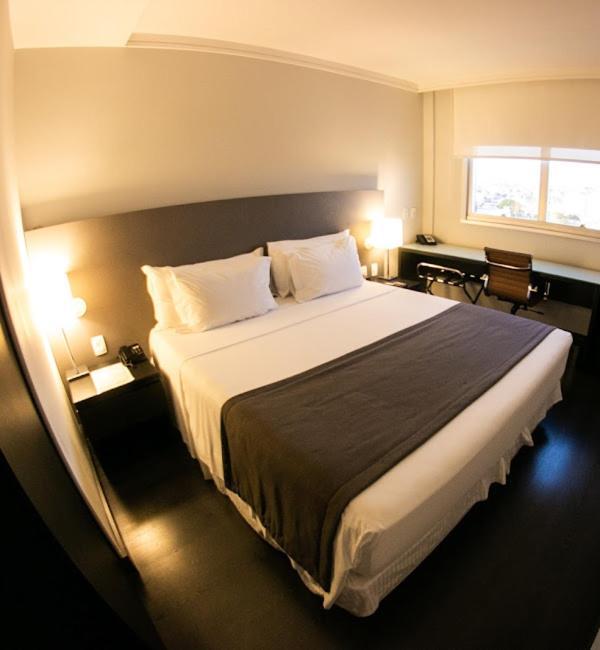 Deluxe King Room,1551726160:JPEG