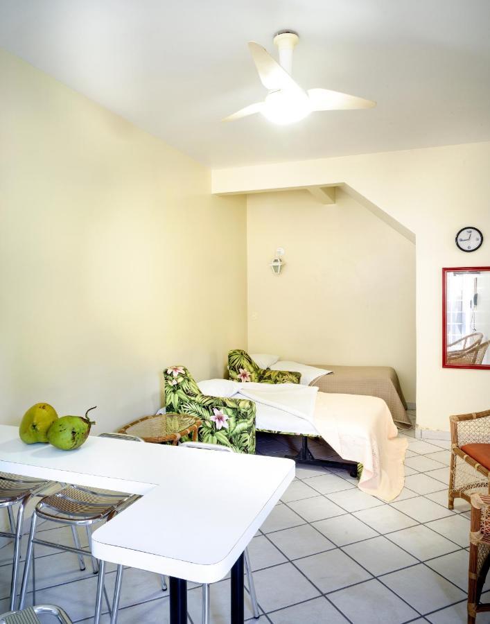 One-Bedroom Apartment,1190556250:JPEG
