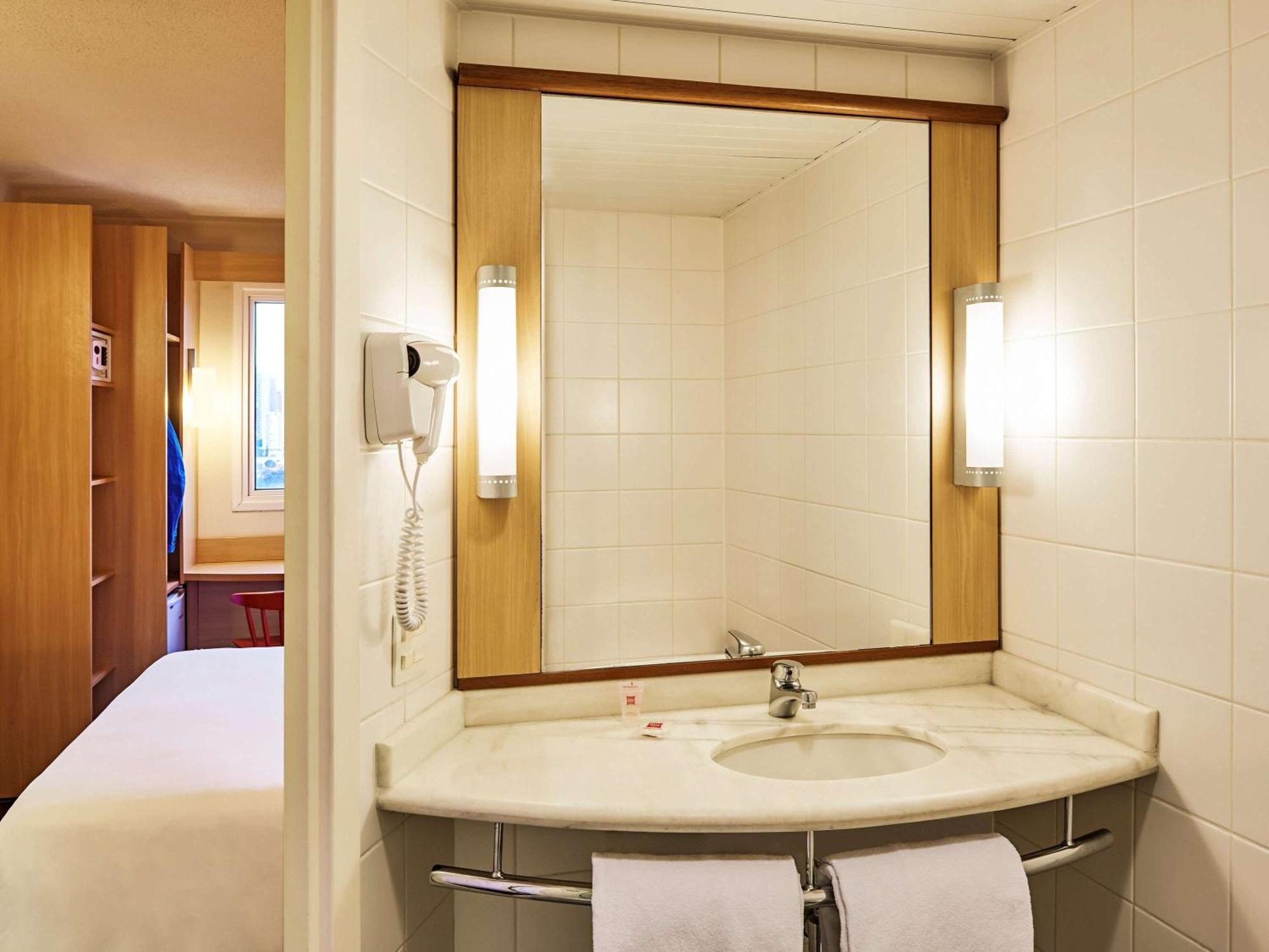 Standard Twin Room,1282742662:JPEG