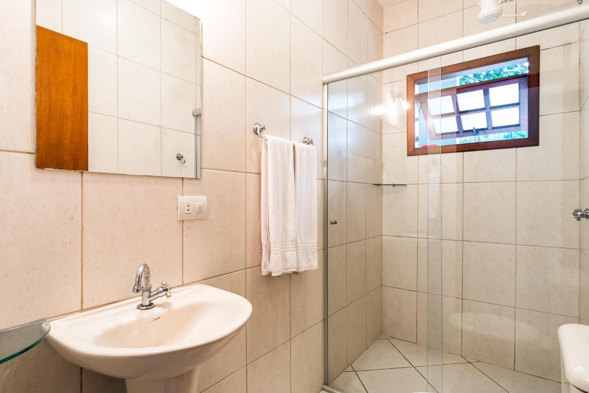 Suite,1220534779:JPEG