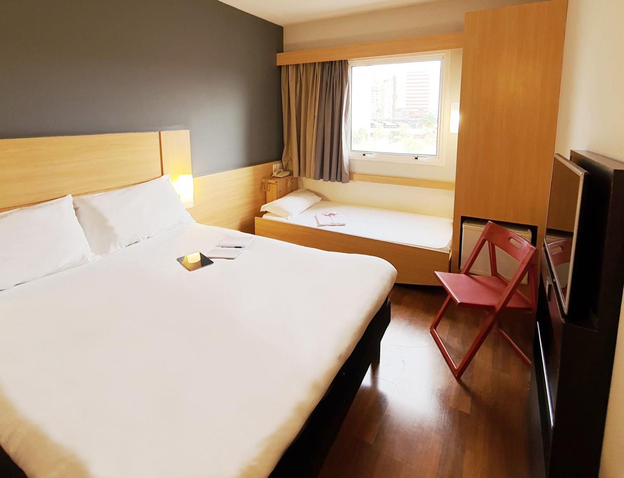 Standard Apartment with Queen Bed and Extra Bed,1225211789:JPEG