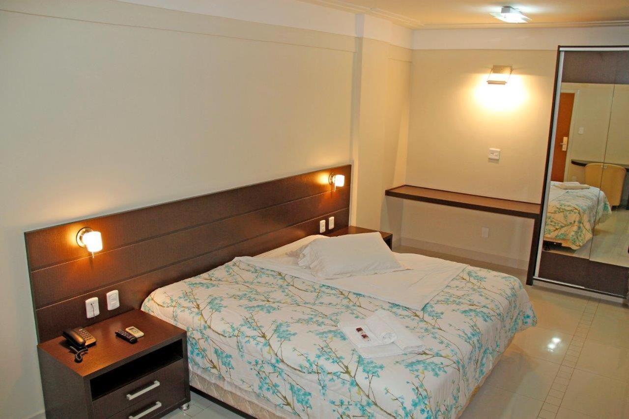 Quarto Duplo com Banheira de Hidromassagem