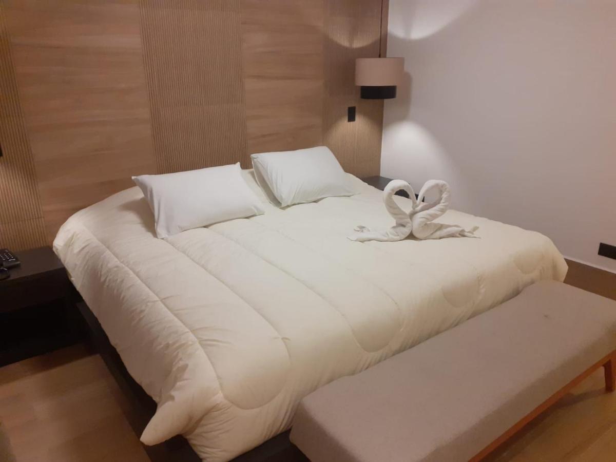 Suite Spa Bath,1246995544:JPEG