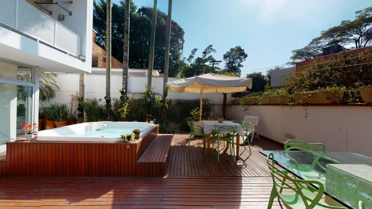 Queen Studio,1270119304:JPEG