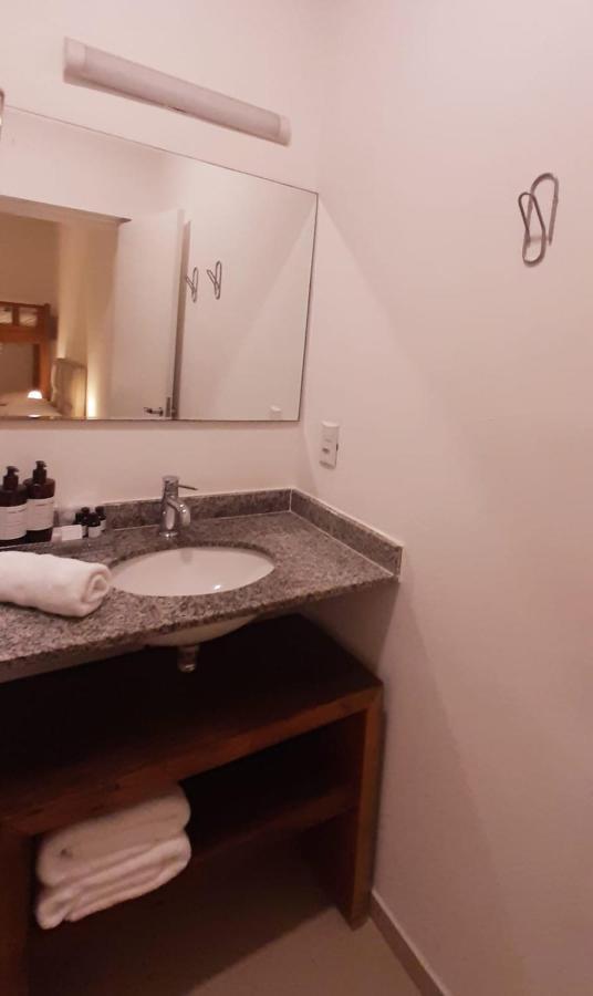 Family Room Private Bathroom