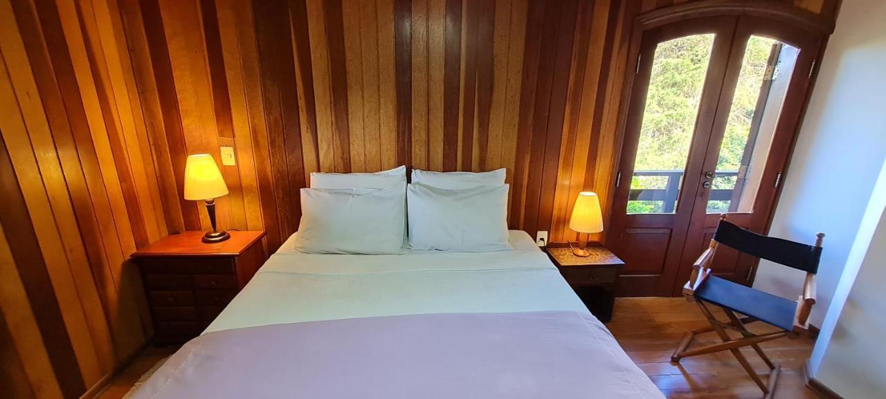 Quarto King com Vista para a Montanha