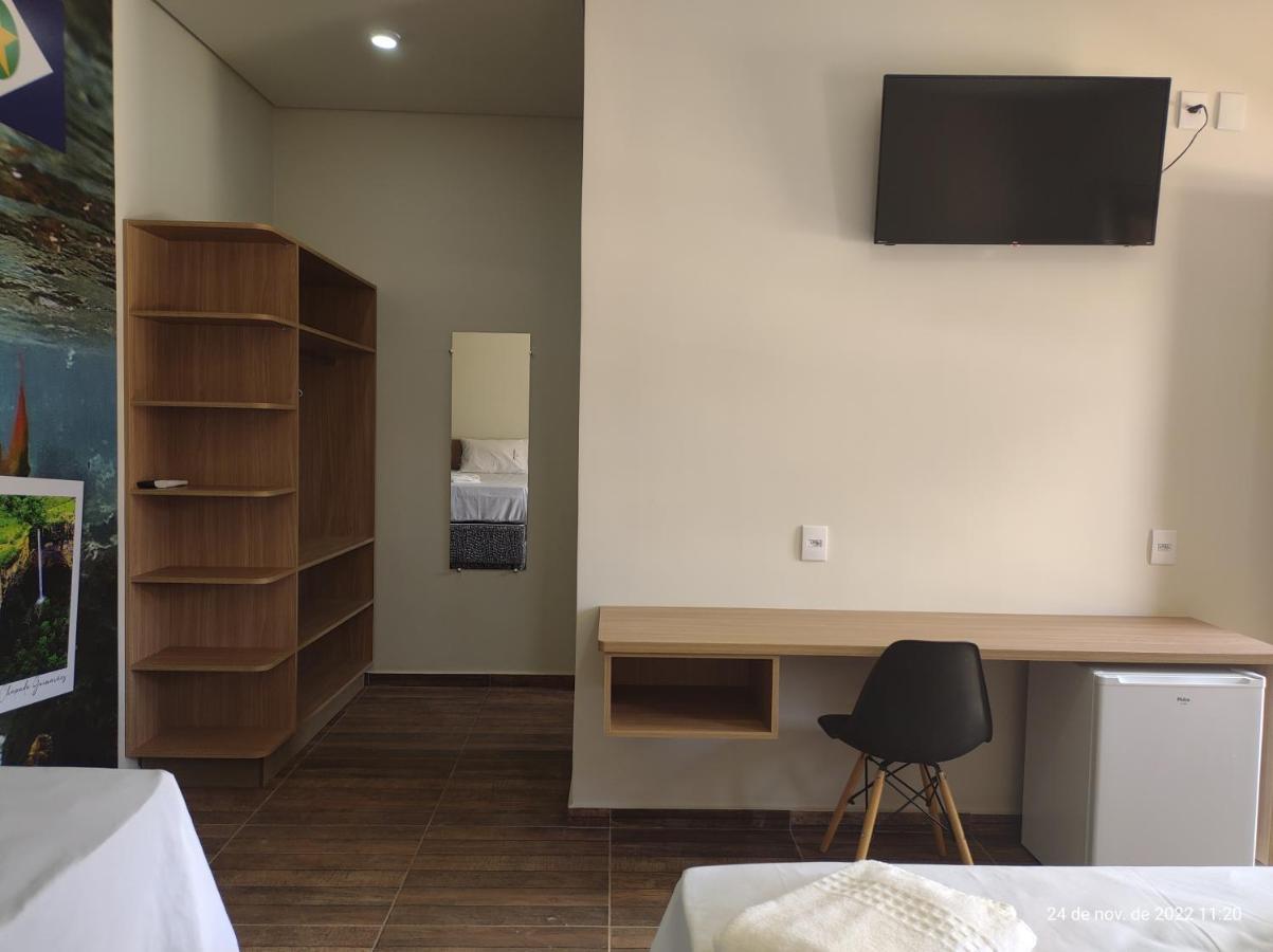 Deluxe Family Room,1328839829:JPEG