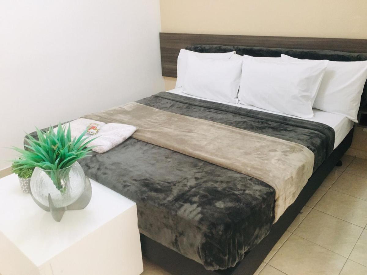 Double Room,1347192878:JPEG