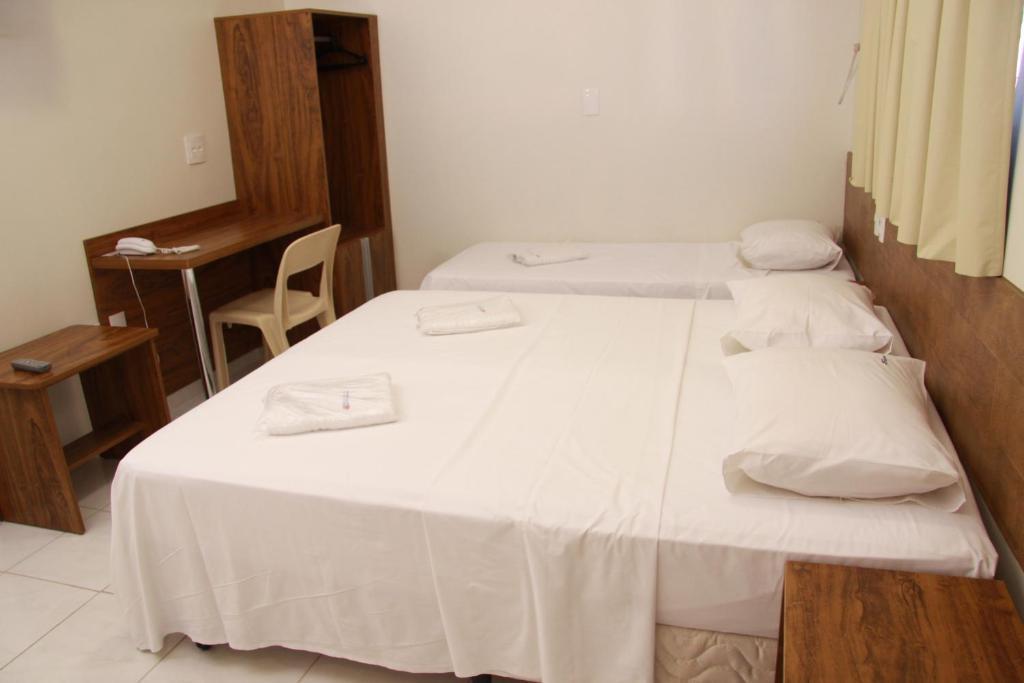 Deluxe Room,1742730080:JPEG