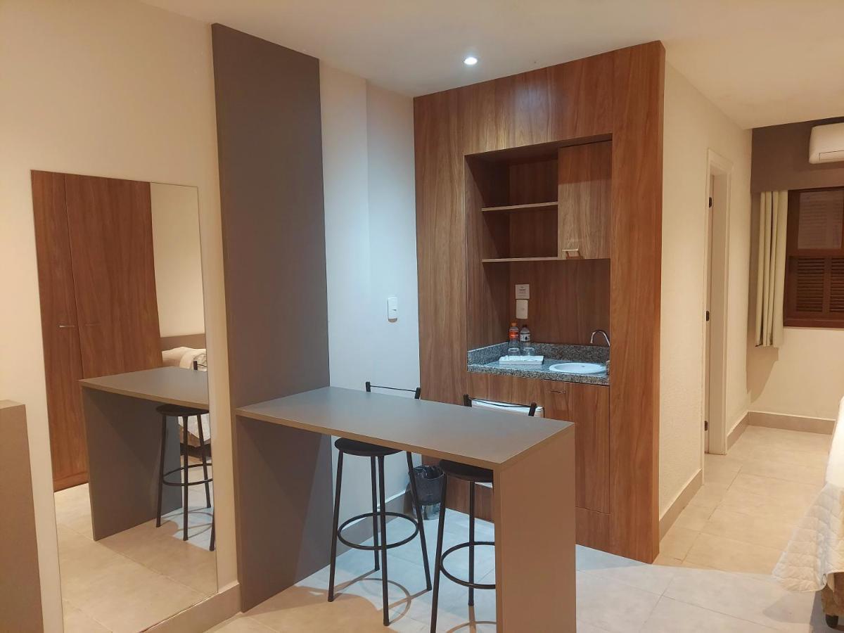 Standard Suite,1363412102:JPEG