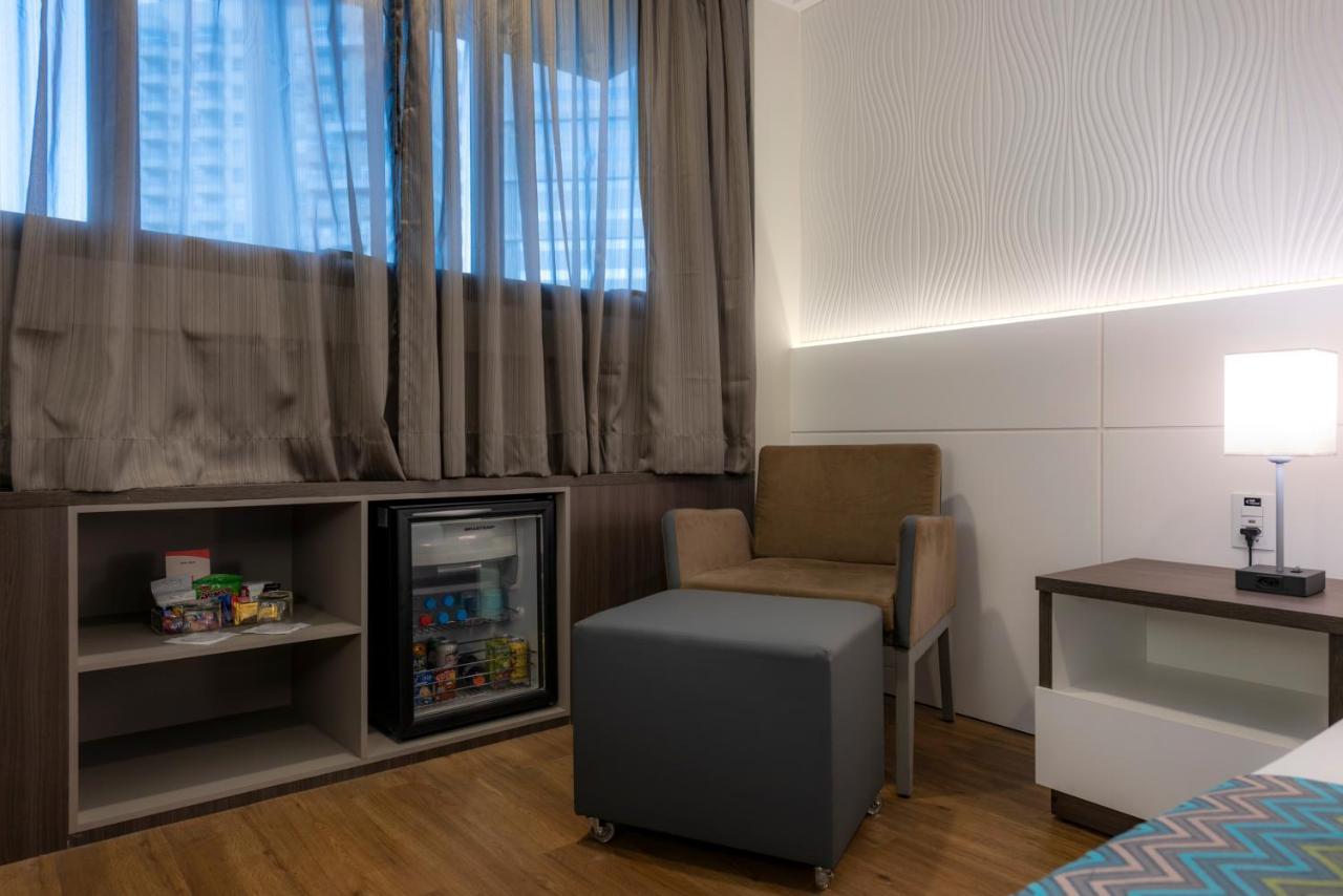 Standard Room,1400024267:JPEG