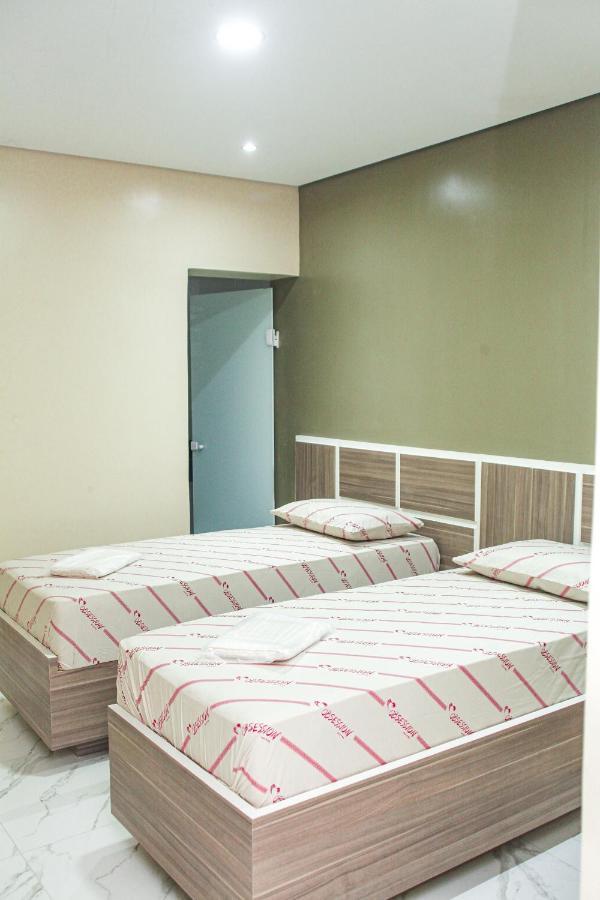 Twin Room,1469539025:JPEG