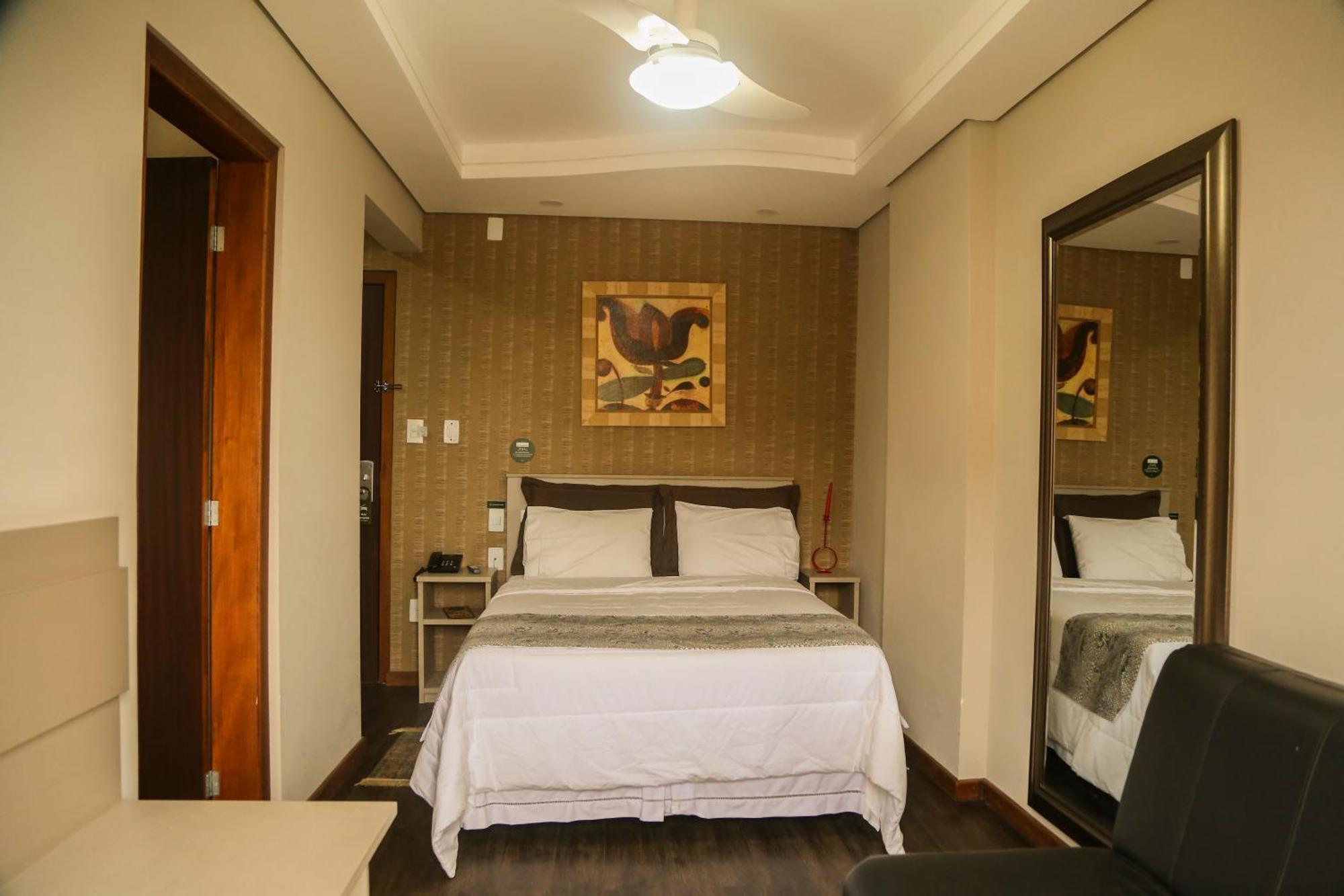 Luxury Double Room with Balcony,1473686401:JPEG