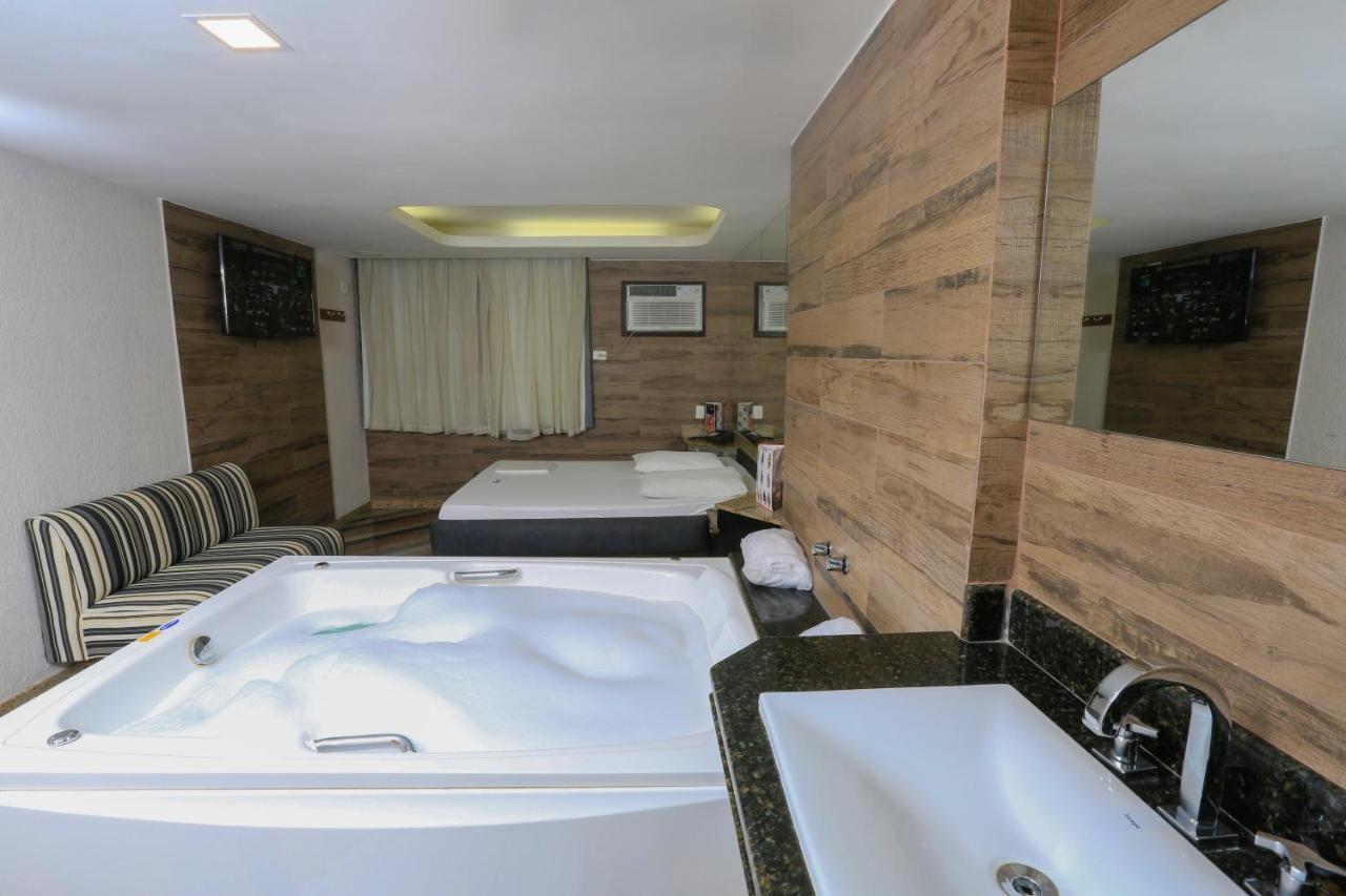 Deluxe Double Room,1480544363:JPEG