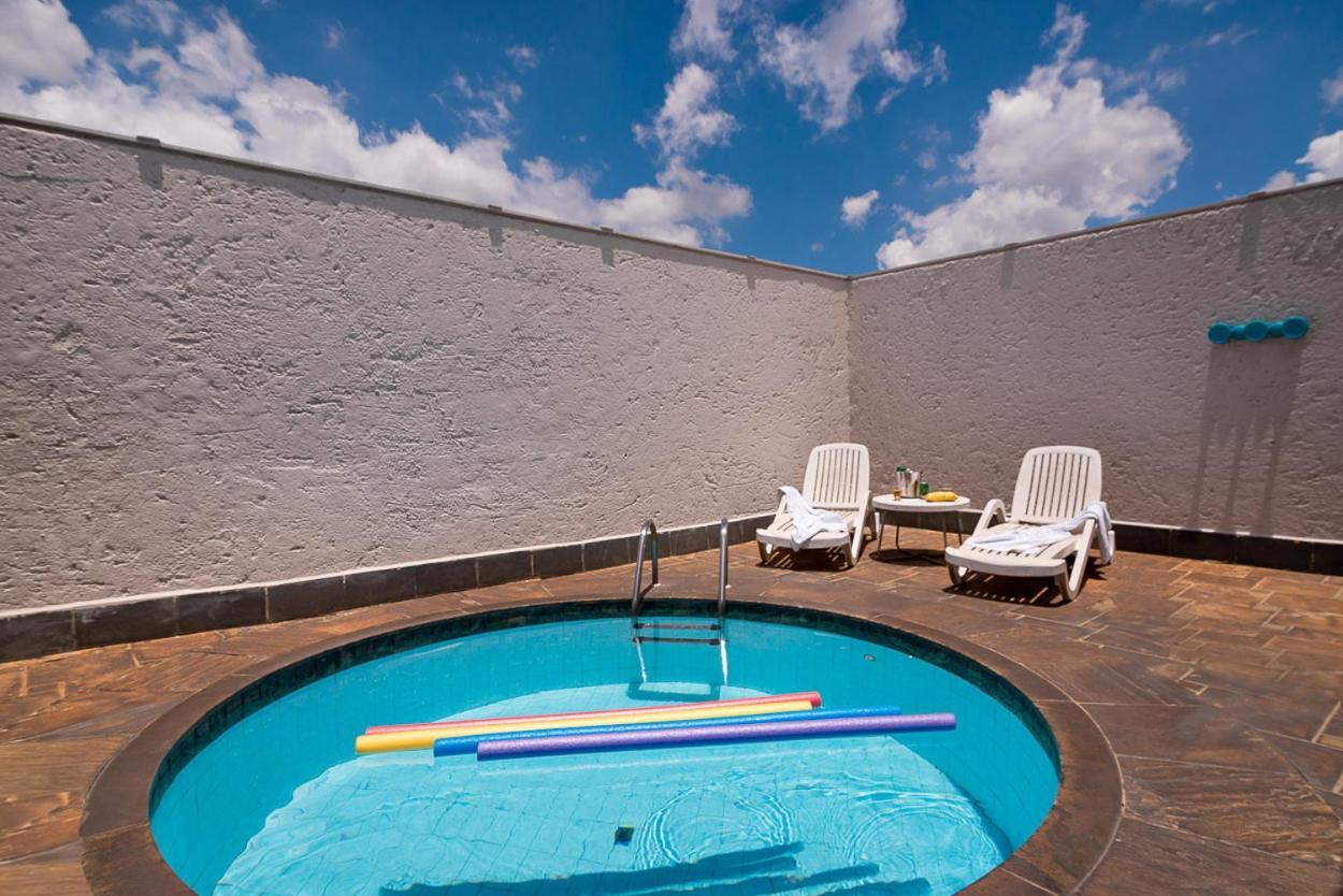 Suite Private Pool