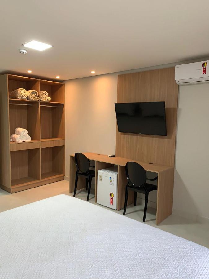 Family Room,1487774305:JPEG