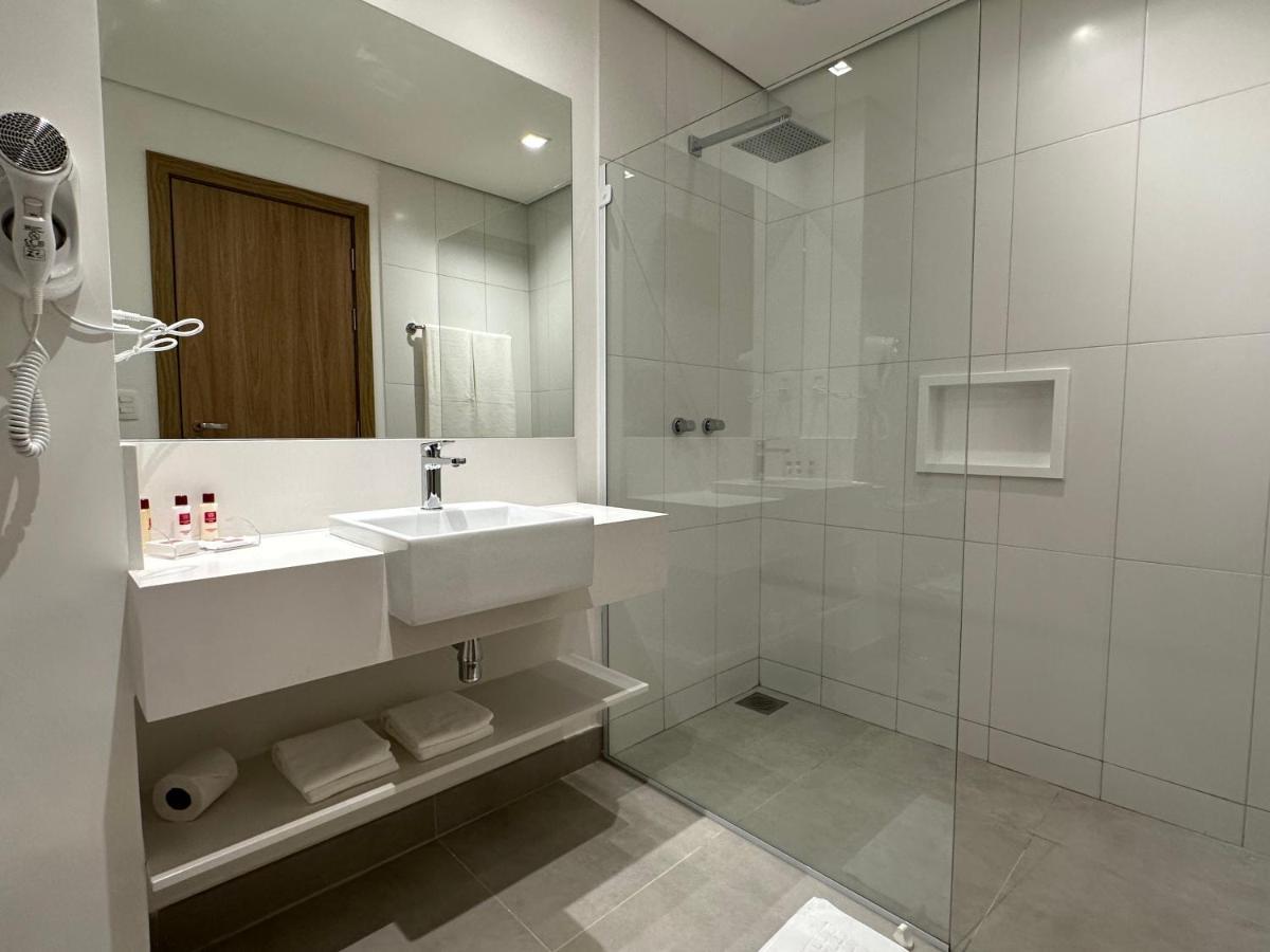 Large Double Room,1663737835:JPEG