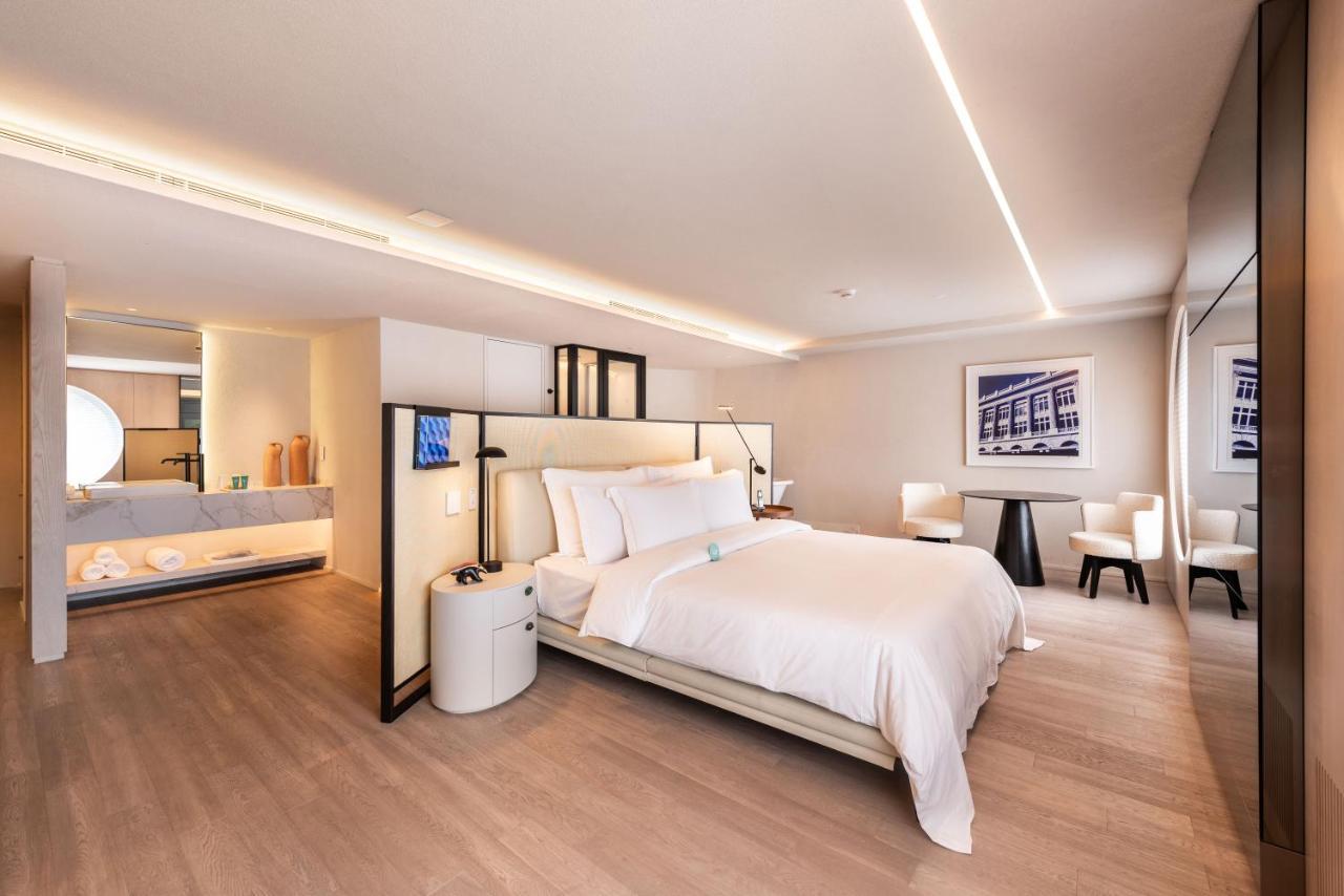 Mayfair Suite,1587507452:JPEG