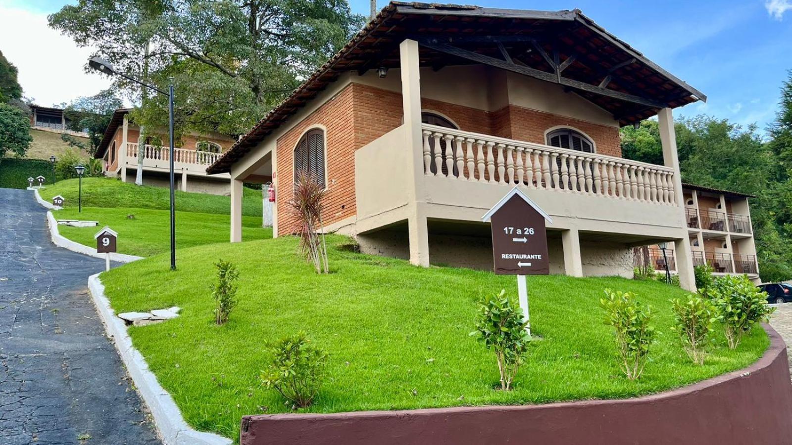 Quadruple Chalet,1501574494:JPEG