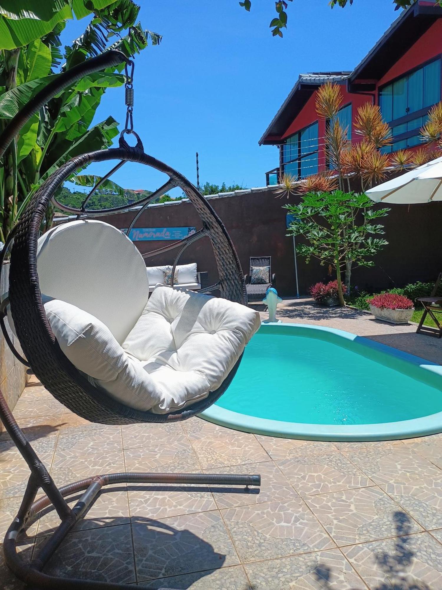 Quarto Triplo com Vista do Jardim