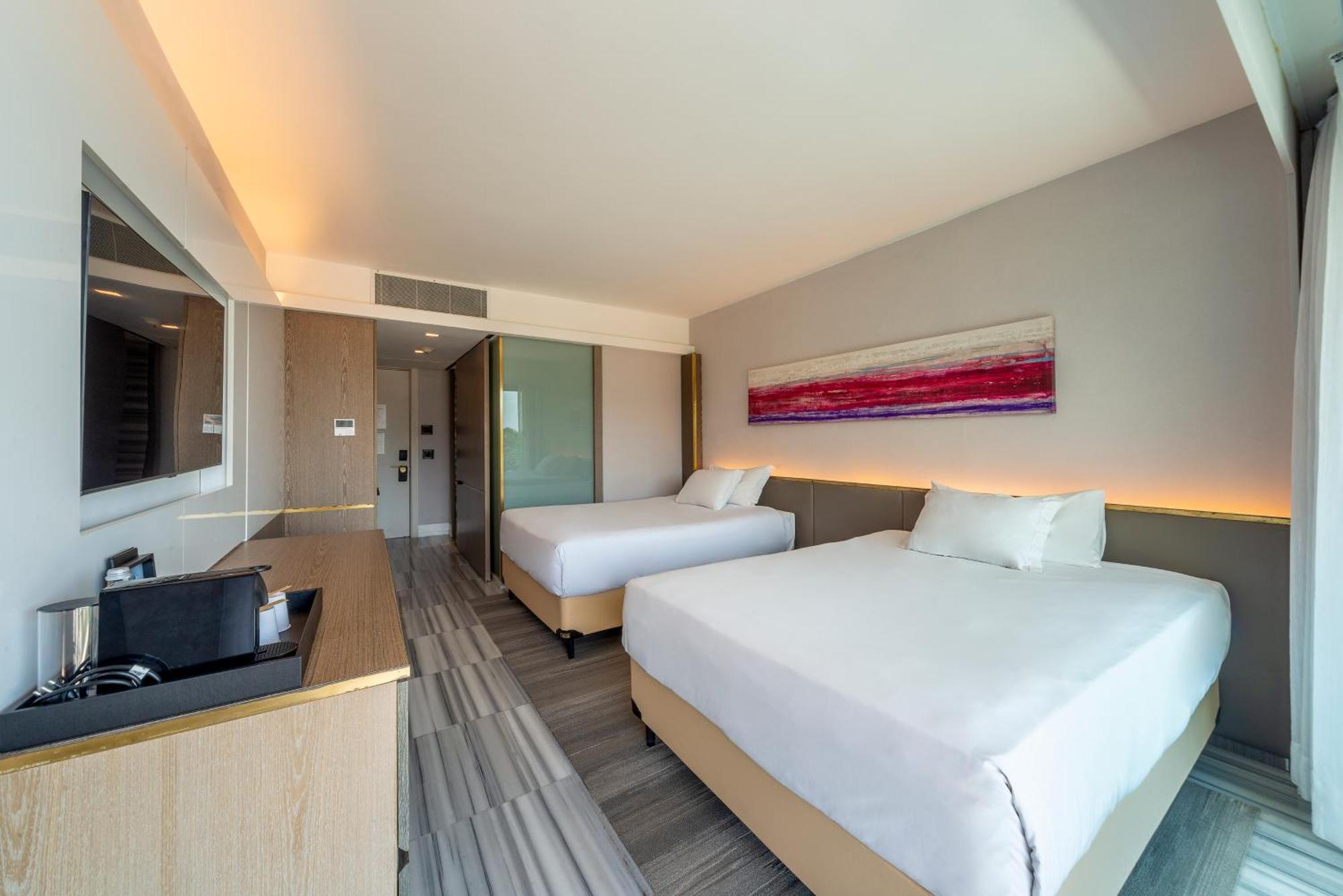 Double Room Mountain View