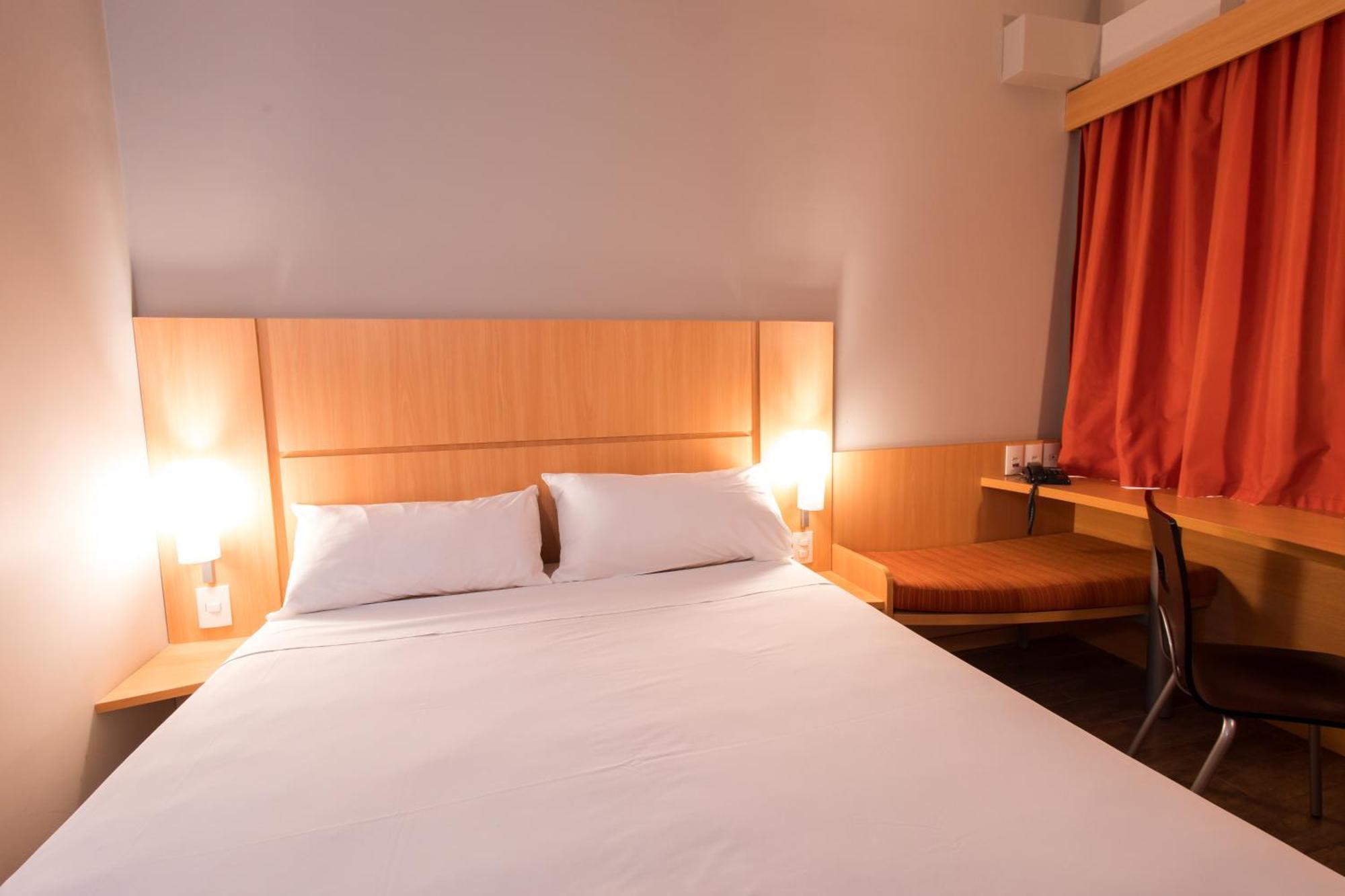 Standard Double Room,1526826145:JPEG