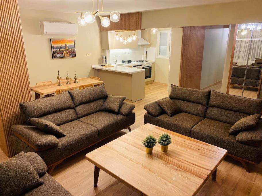 Double Room,1526945182:JPEG