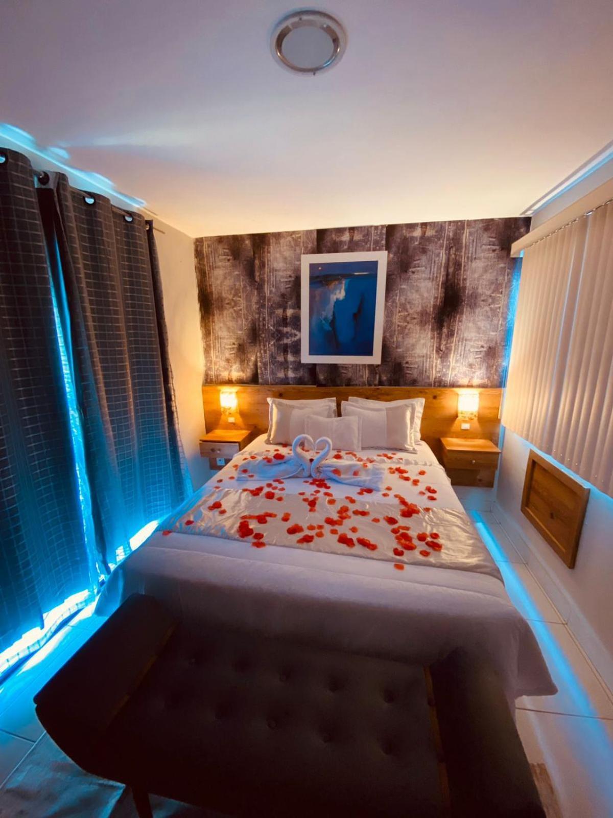 Suite Spa Bath,1527143731:JPEG