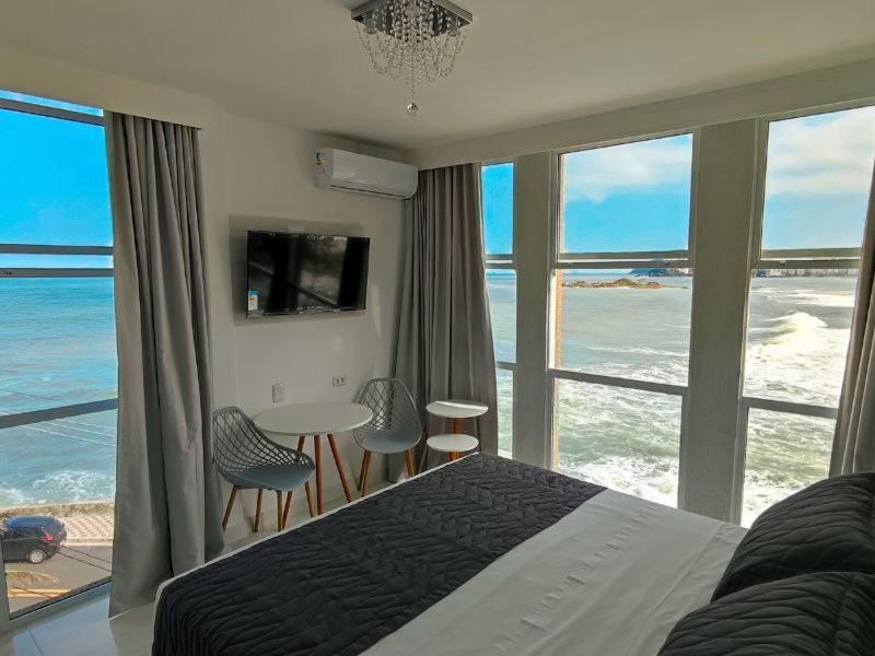 Deluxe Double Room with Sea View,1537029310:JPEG