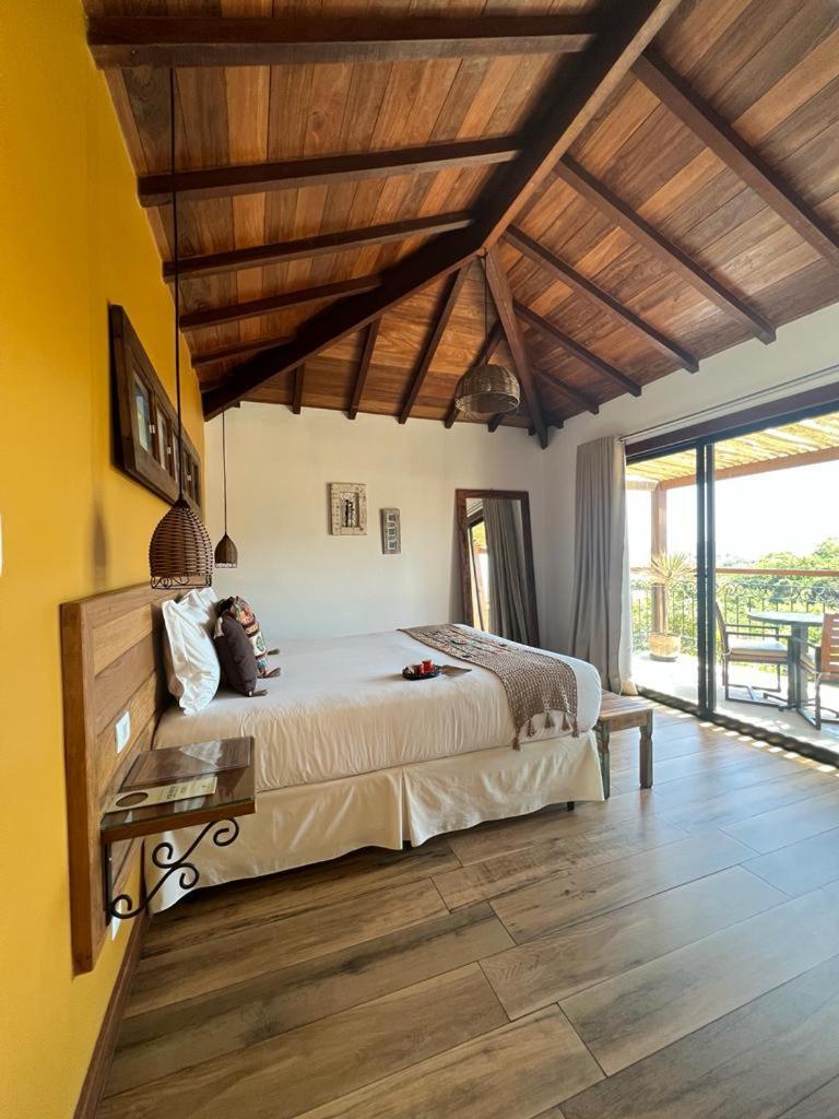 Suite Balcony,1538550160:JPEG