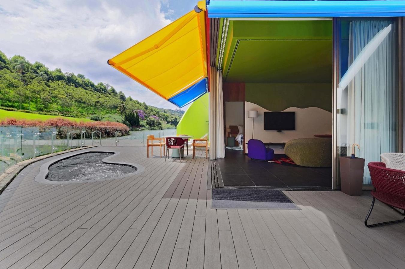 Superior Chalet,1545854017:JPEG