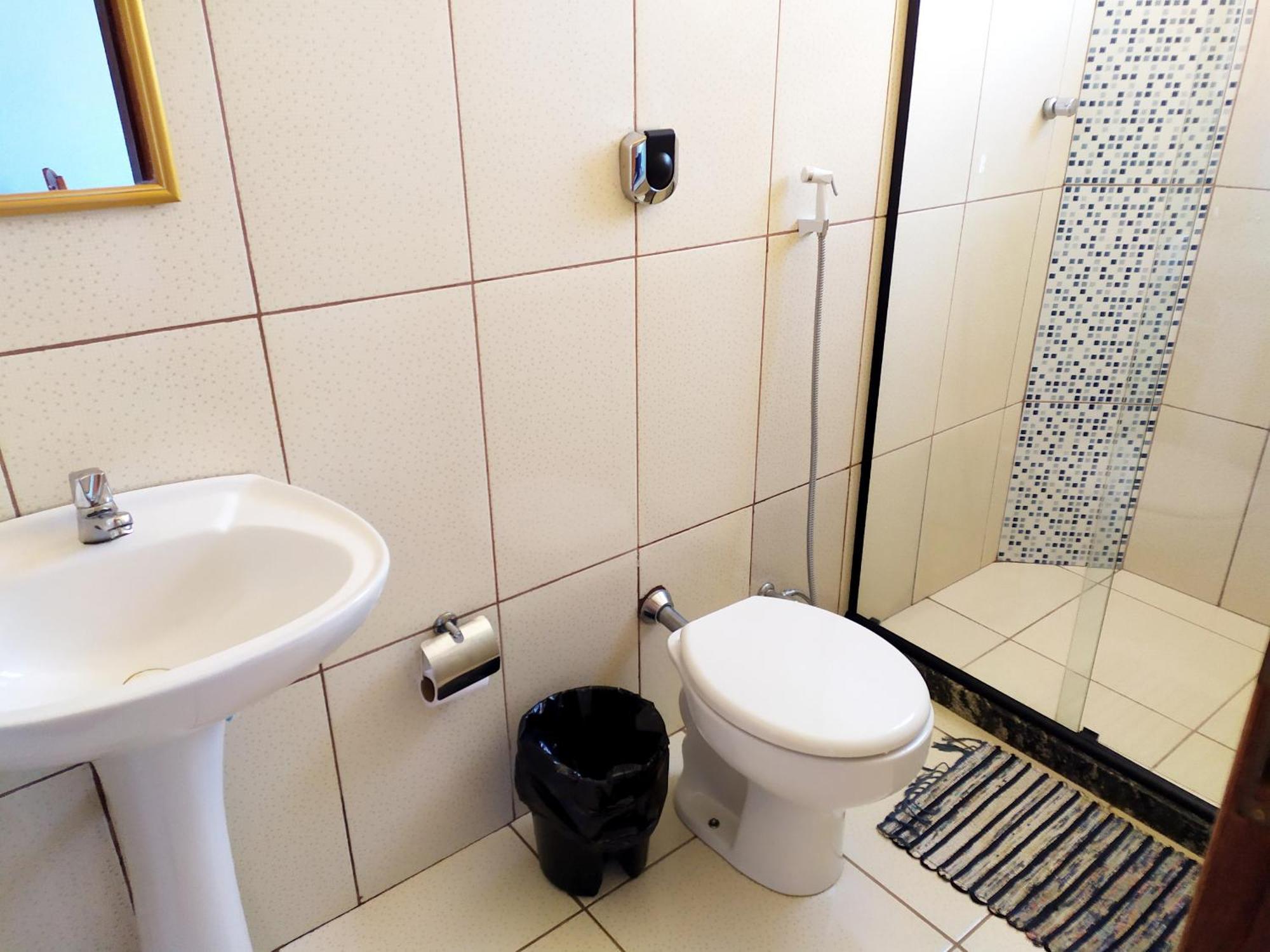 Quarto duplo com ar-condicionado