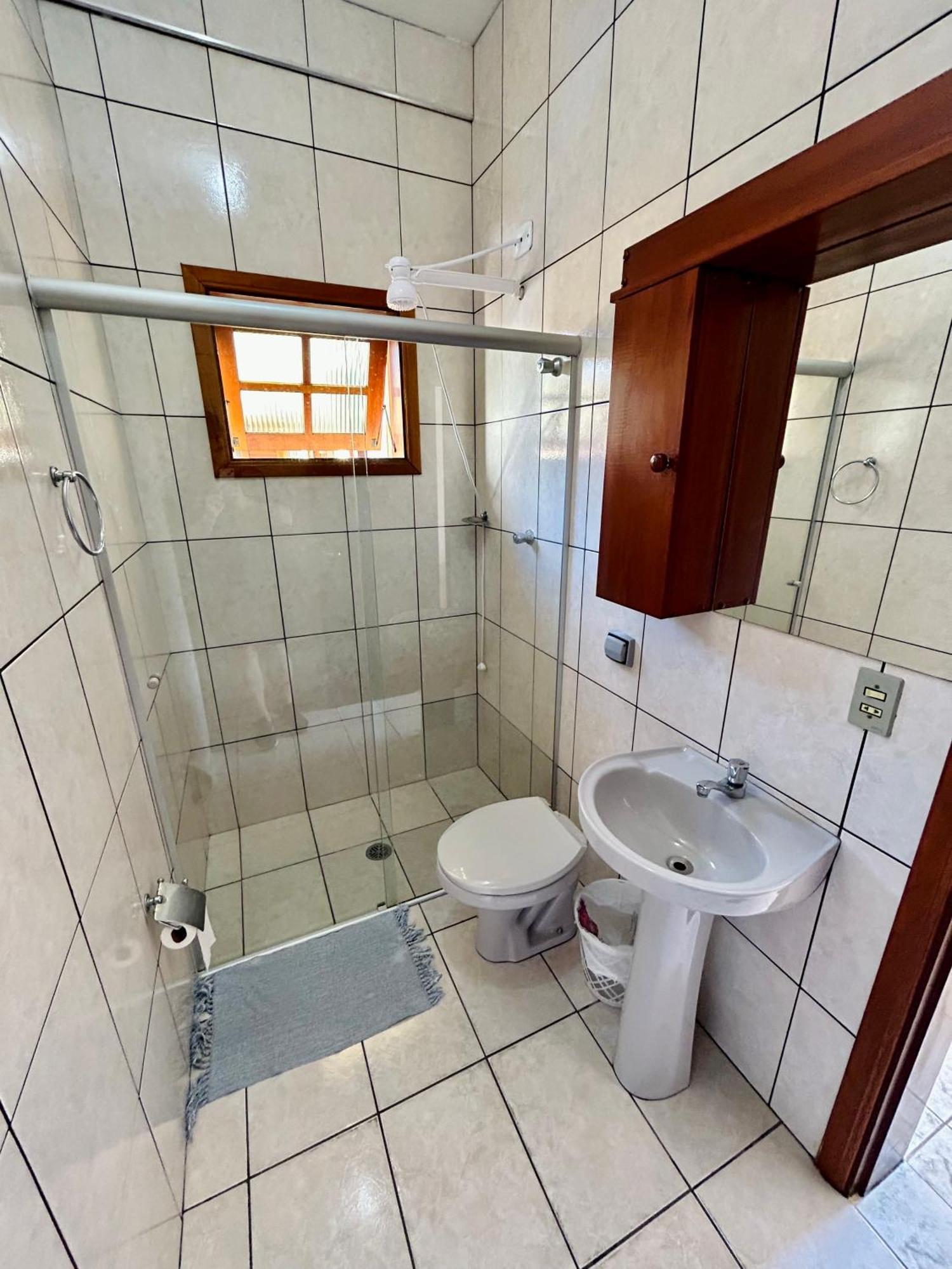 Double Room,1553893327:JPEG