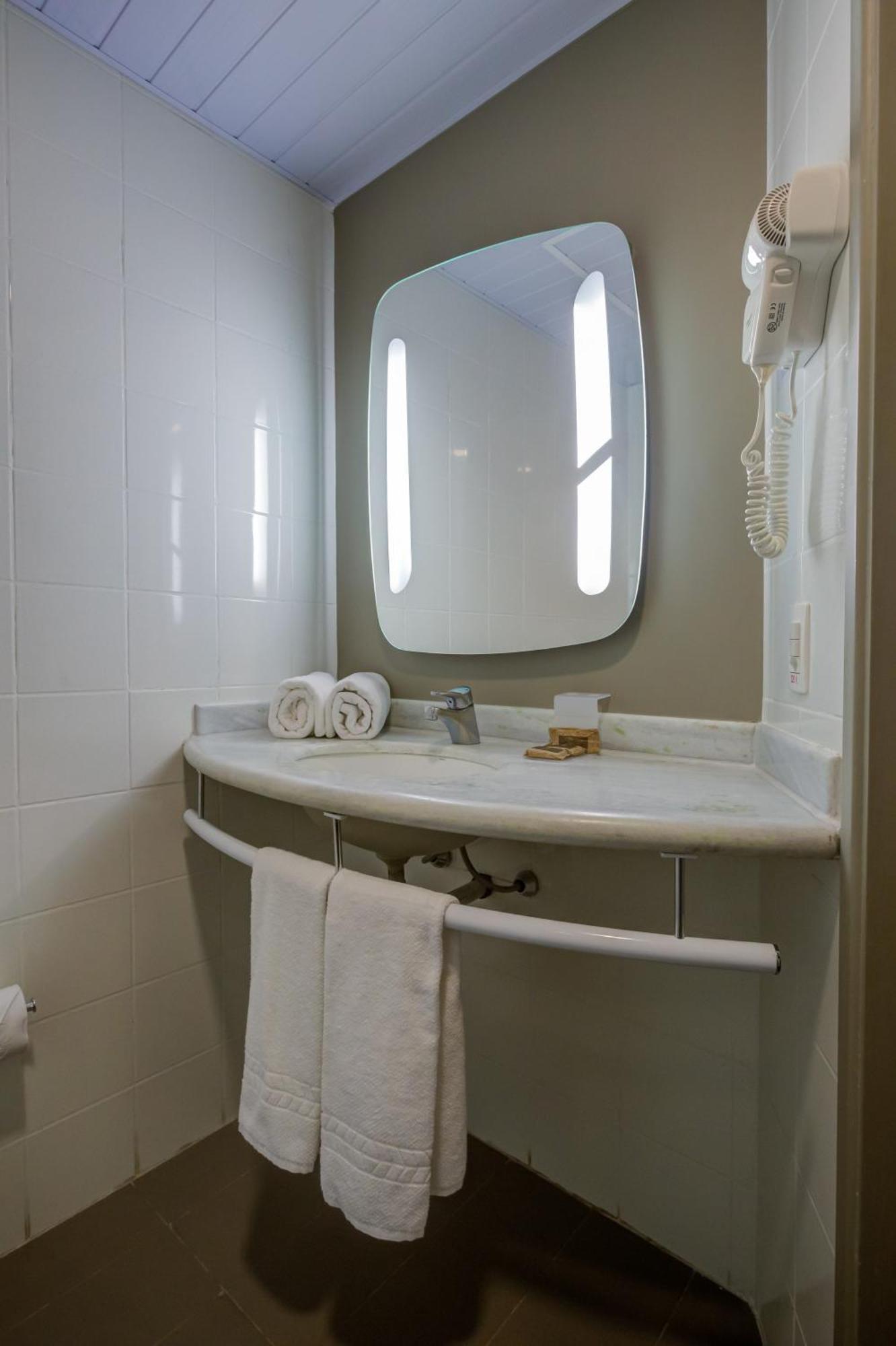 Superior Double Room,1562973589:JPEG