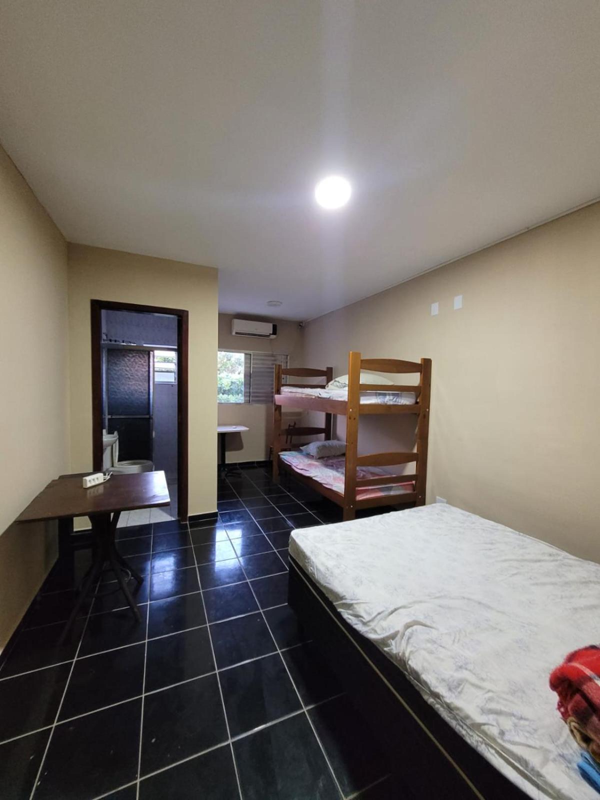 Quarto Família com Banheiro
