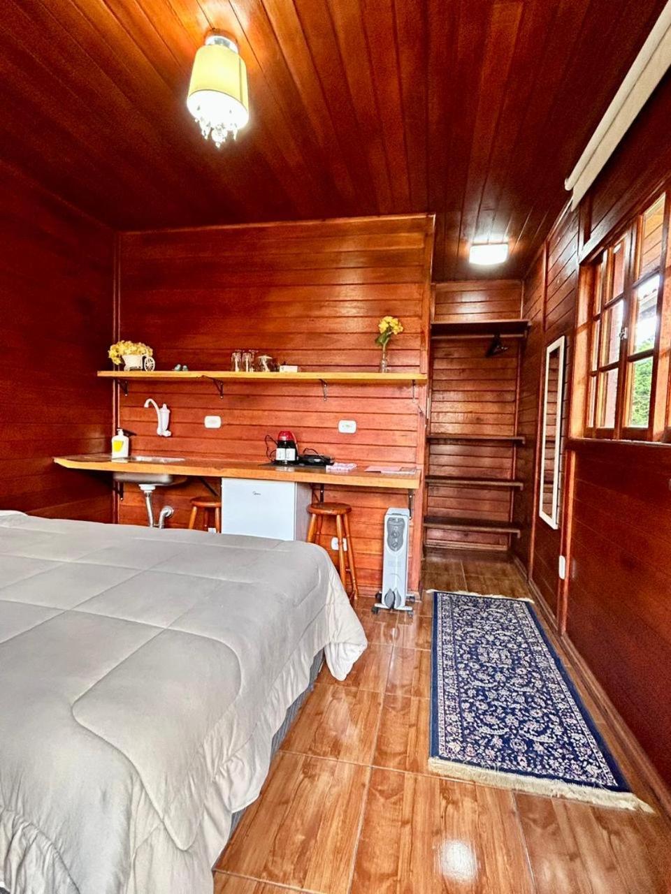 Double Room Mountain View
