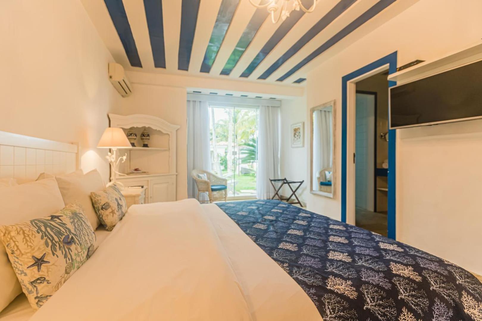 Deluxe Room,1586875552:JPEG